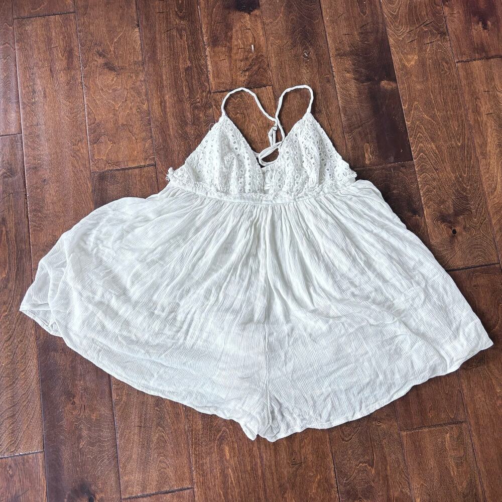 Urban Outfitters Kimchi Blue Romper Outfit Size Large Sleeveless Fit and‎ Flare
